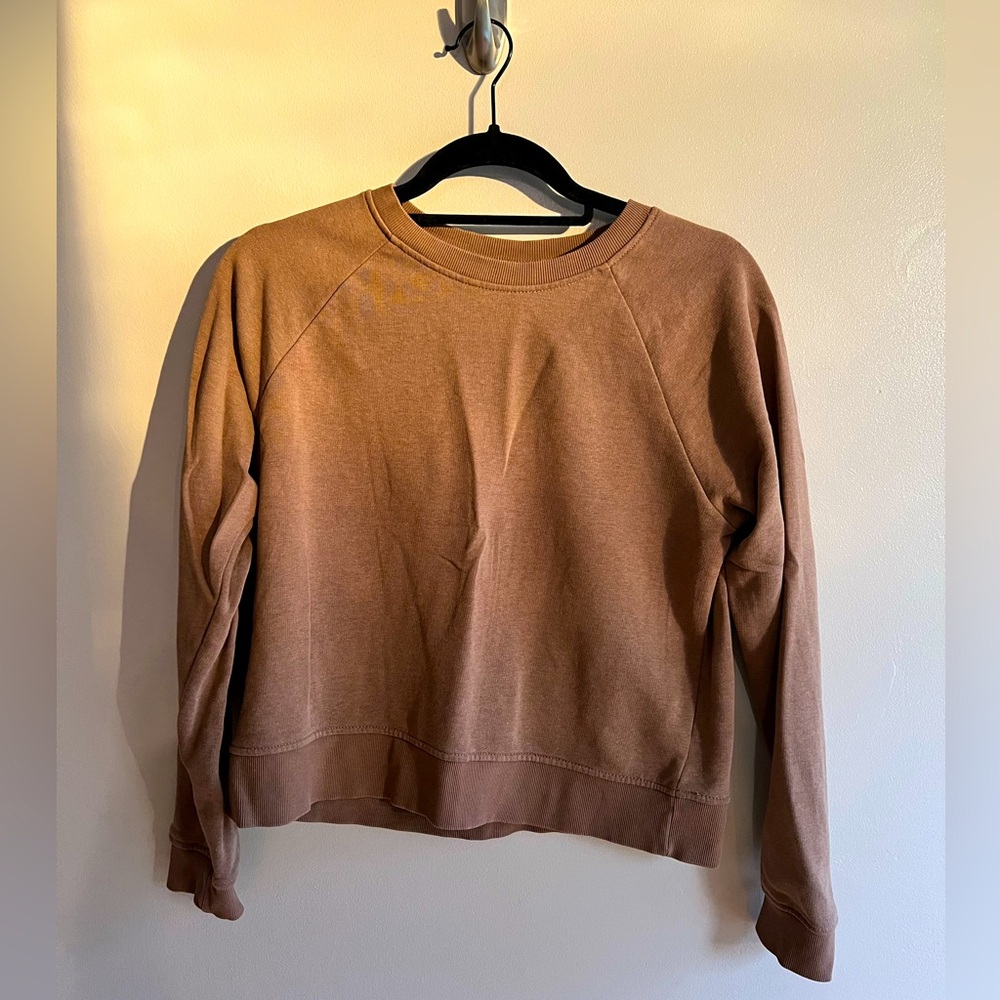 Brown H&M Crew Neck Pull Over - S